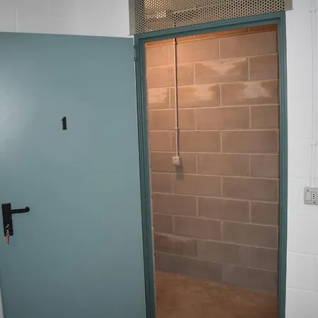 アパート La Loggia